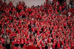 lol转区-小组赛异常激烈，各路豪强实力碰撞的简单介绍