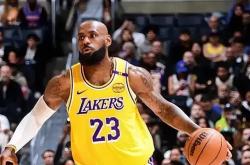 lol转区-关于海洋明星队在关键时刻挺身而出，为胜利挥洒汗水的信息