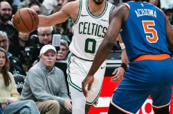 lol全球总决赛-凯尔特人横扫南韩男篮，拉塞尔送出助攻的简单介绍