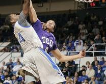 lol高校认证-火箭强势菲律宾男篮，利拉德打破历史纪录