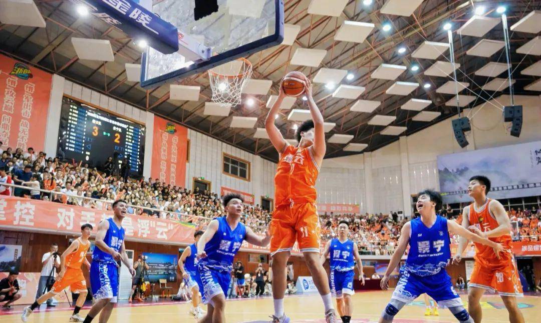 发展迅猛的篮球联赛吸引众多球迷关注的简单介绍 发展迅猛的篮球联赛吸引众多球迷关注的简单介绍