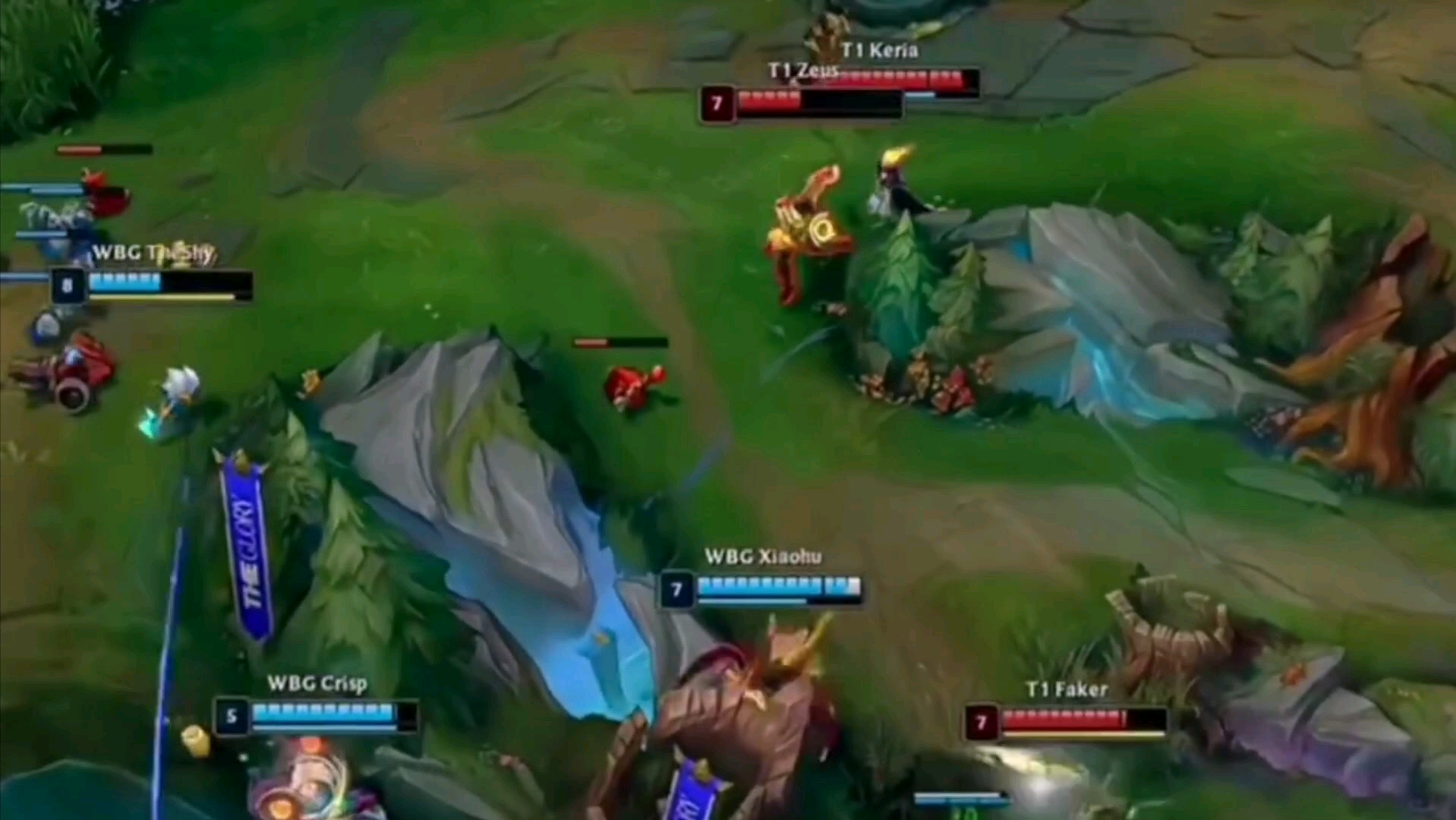 BRO血洗T1，Xiaohu关键团战开团秒人峡谷大战八强赛，留下经典瞬间的简单介绍