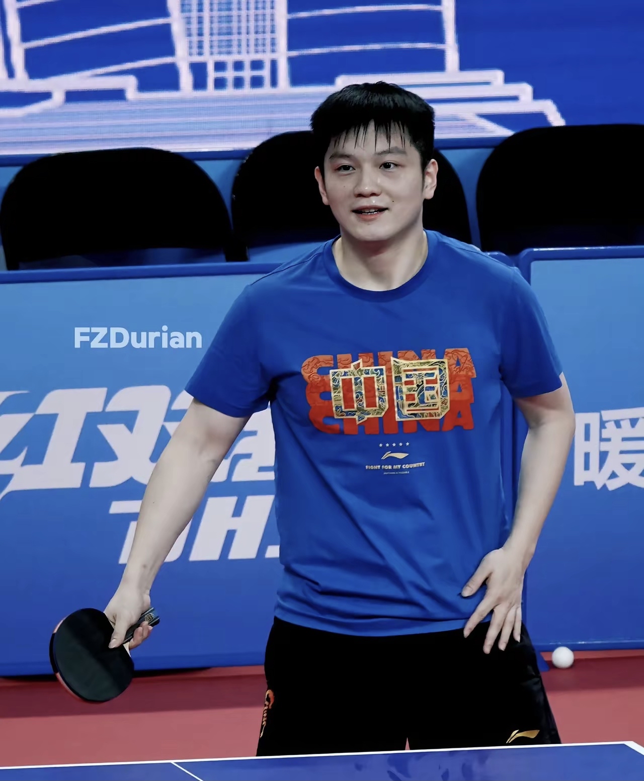 中国乒乓球队碾压德国乒乓球队，奥恰洛夫关键制胜的简单介绍